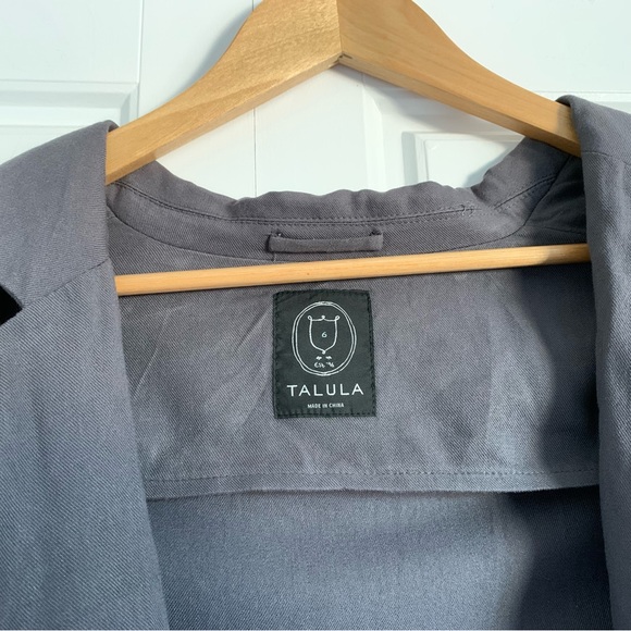 Aritzia Talula Blazer - Size 6 - Gray - Picture 3 of 4